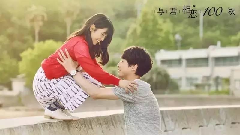 断档一年后，杨幂对85花的“反击”来了！